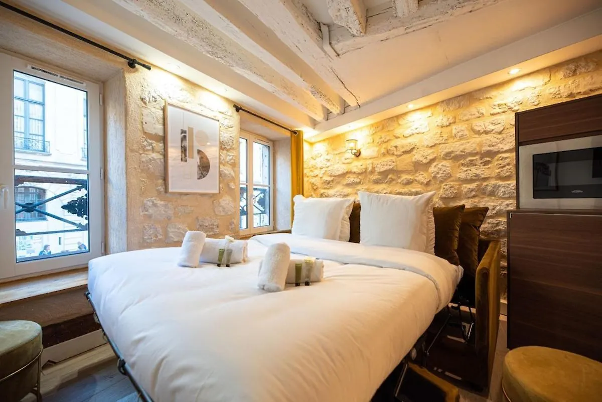 1Br#Turenne#Place Des Vosges Parigi