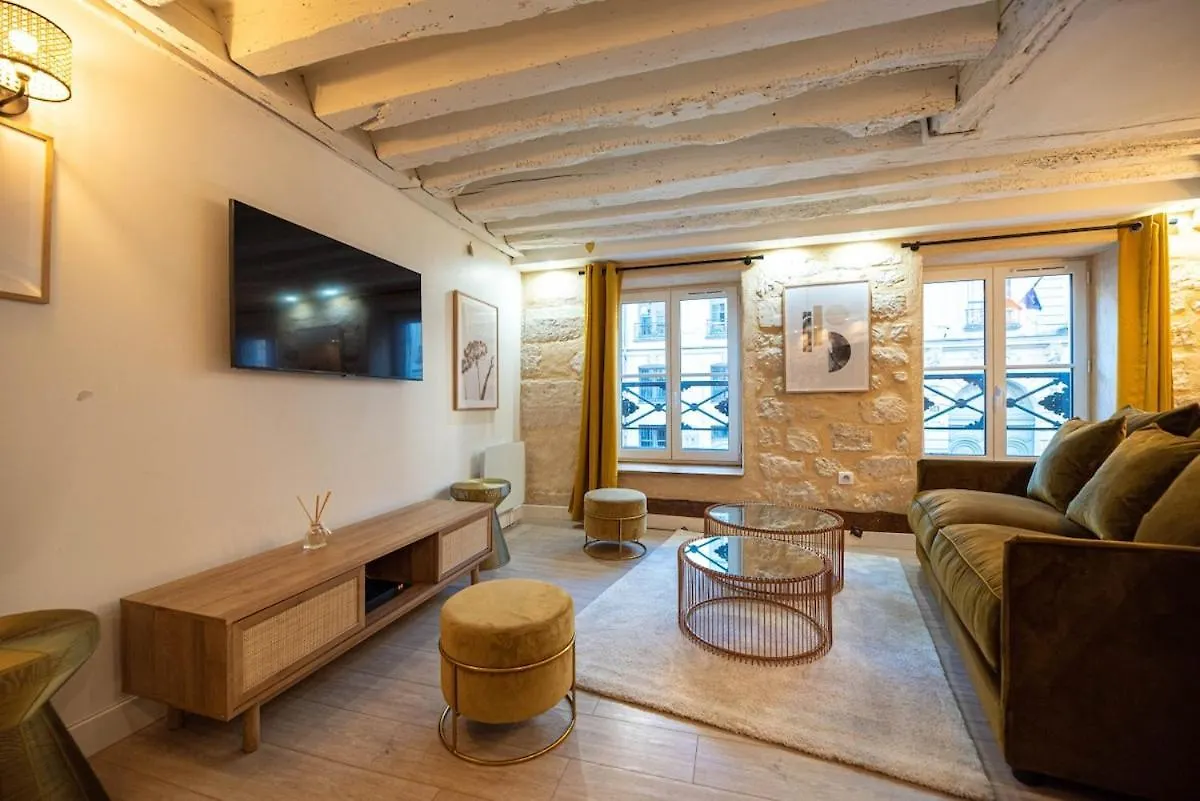 1Br#Turenne#Place Des Vosges Paris France