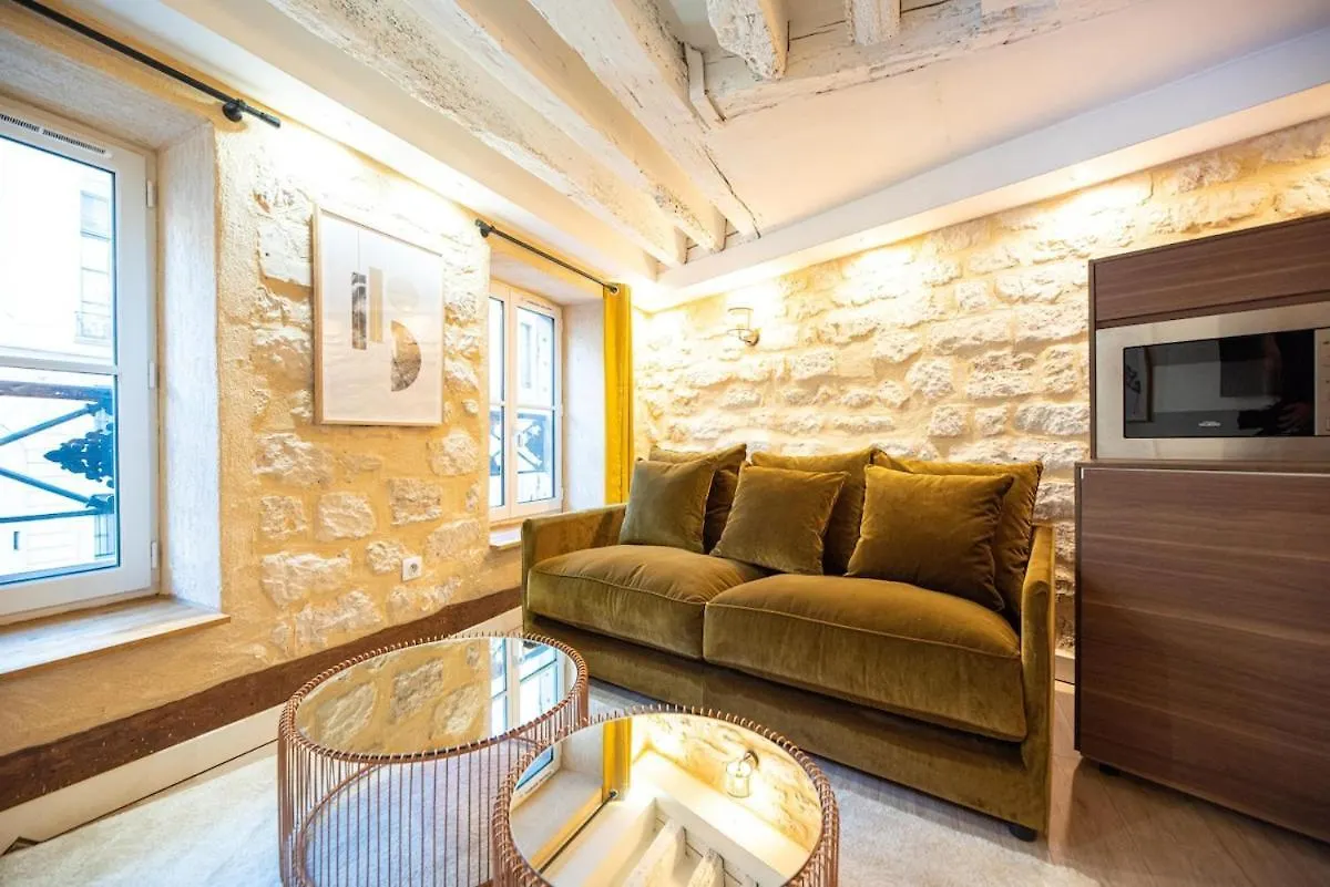 1Br#Turenne#Place Des Vosges Paris 0*,  France