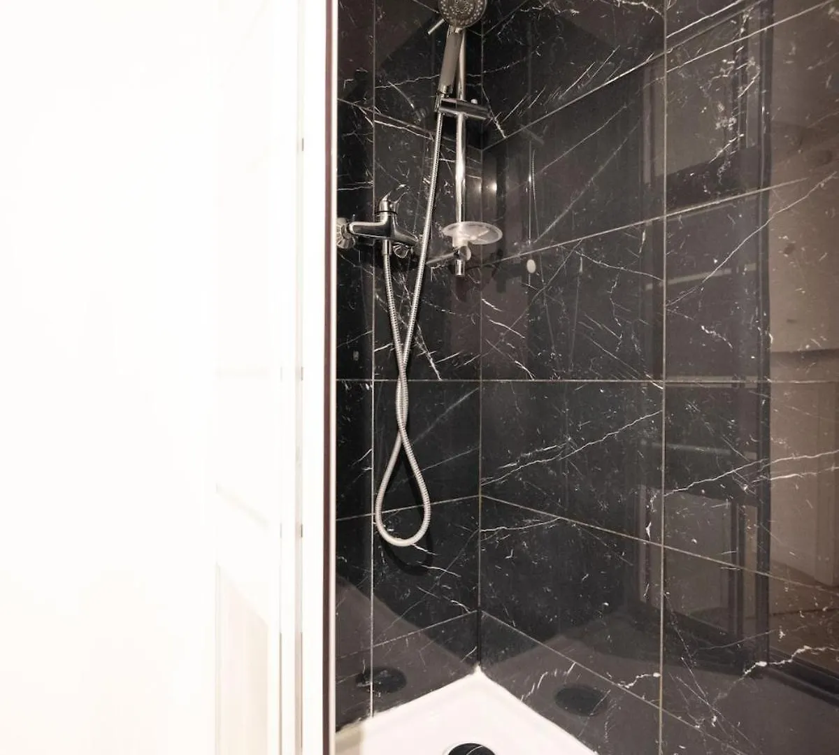 1Br#Turenne#Place Des Vosges Paris 0*,  France